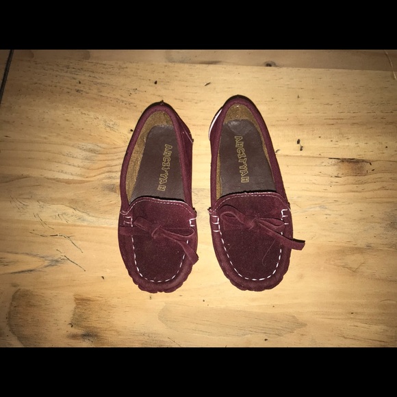 Ahcityah Velvet Moccasins - Picture 3 of 5